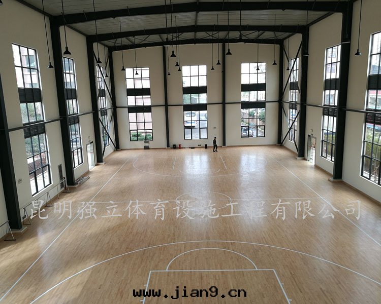 雲(yún)南(nán)省(shěng)武警总隊木(mù)地(dì)闆工程