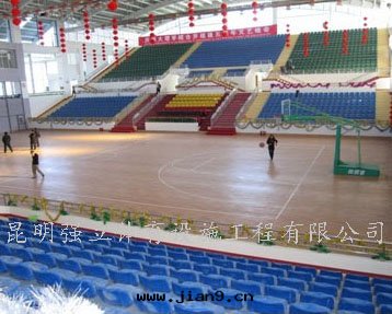 雲(yún)南(nán)省(shěng)大(dà)理(lǐ)學(xué)院(yuàn)古城(chéng)校(xiào)區(qū)籃球館(guǎn)地(dì)面(miàn)工程