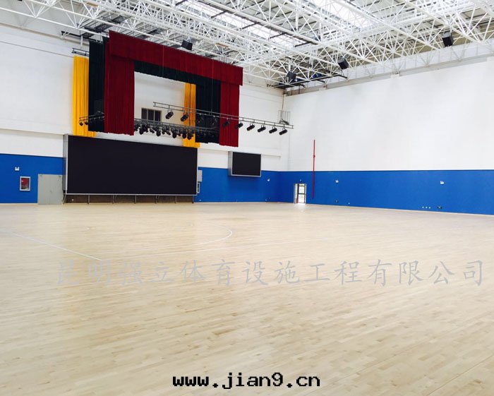 昆明(míng)市(shì)三(sān)十(shí)四(sì)中(zhōng)體(tǐ)育館(guǎn)木(mù)地(dì)闆工程